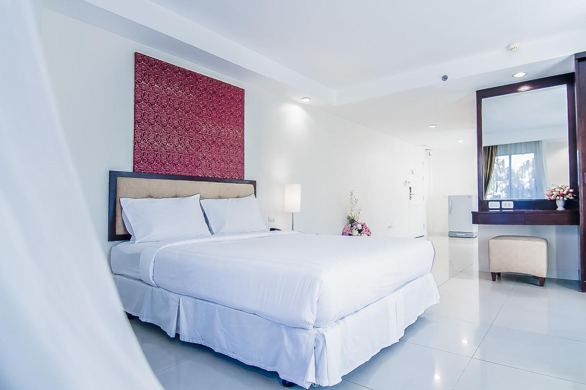 Romance Hotel Bangna Bangkok Extérieur photo