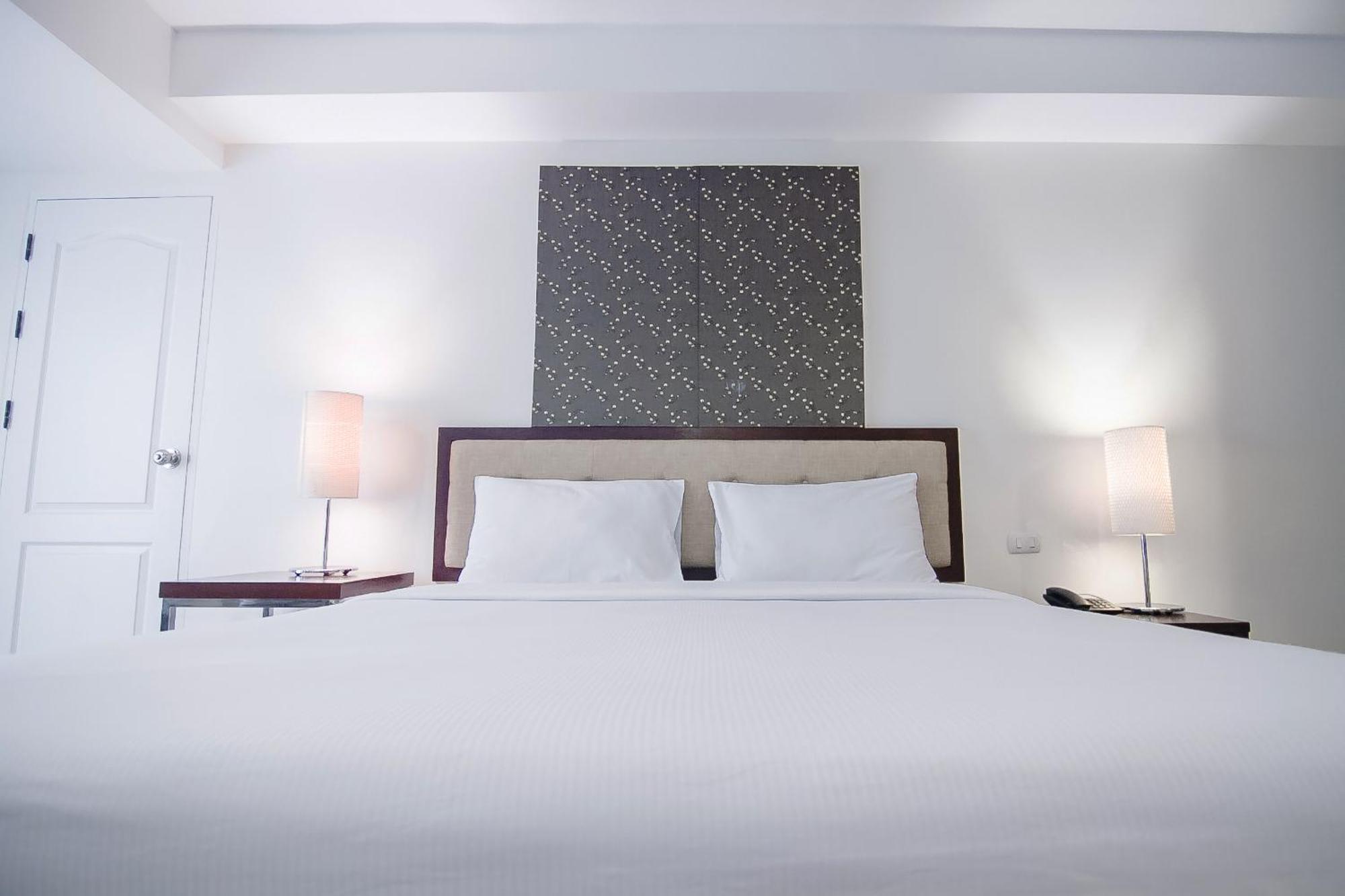 Romance Hotel Bangna Bangkok Extérieur photo