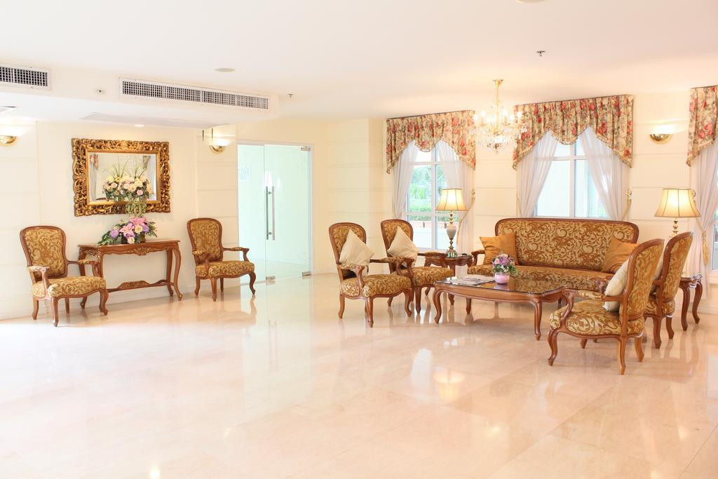 Romance Hotel Bangna Bangkok Extérieur photo