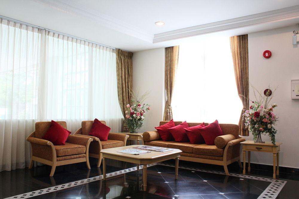 Romance Hotel Bangna Bangkok Extérieur photo