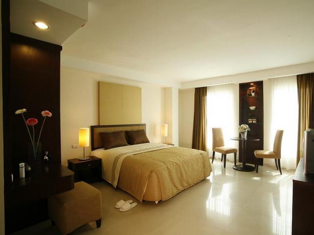 Romance Hotel Bangna Bangkok Extérieur photo